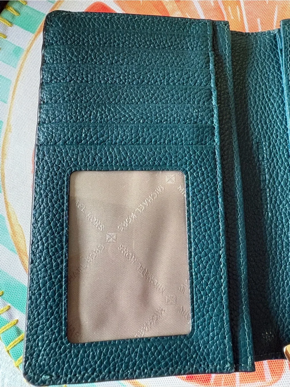 Michael Kors | Medium Leather Wallet